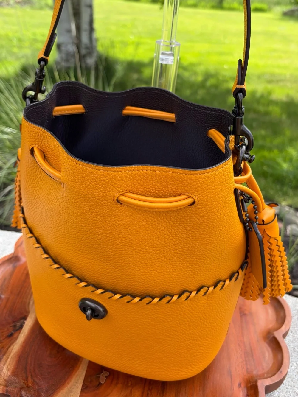 Coach Lora Whipstitch Bucket Bag Pebble Leather Like New